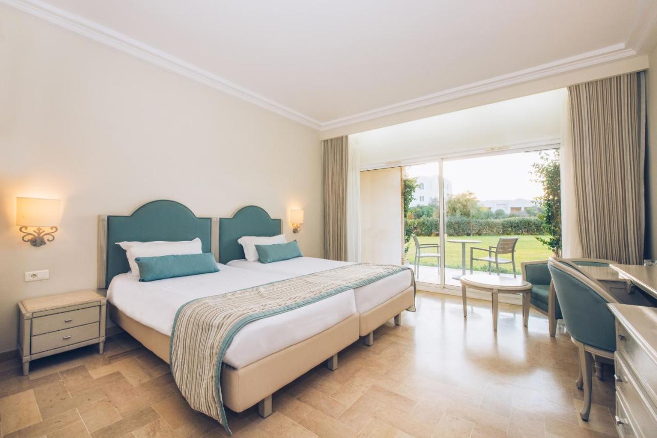 Iberostar Waves Averroes Hammamet Esterno foto