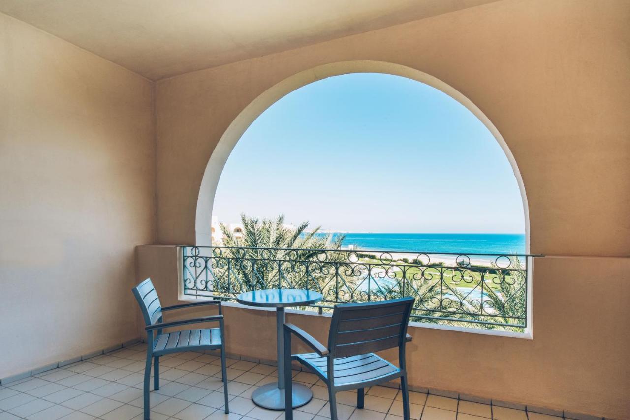 Iberostar Waves Averroes Hammamet Esterno foto