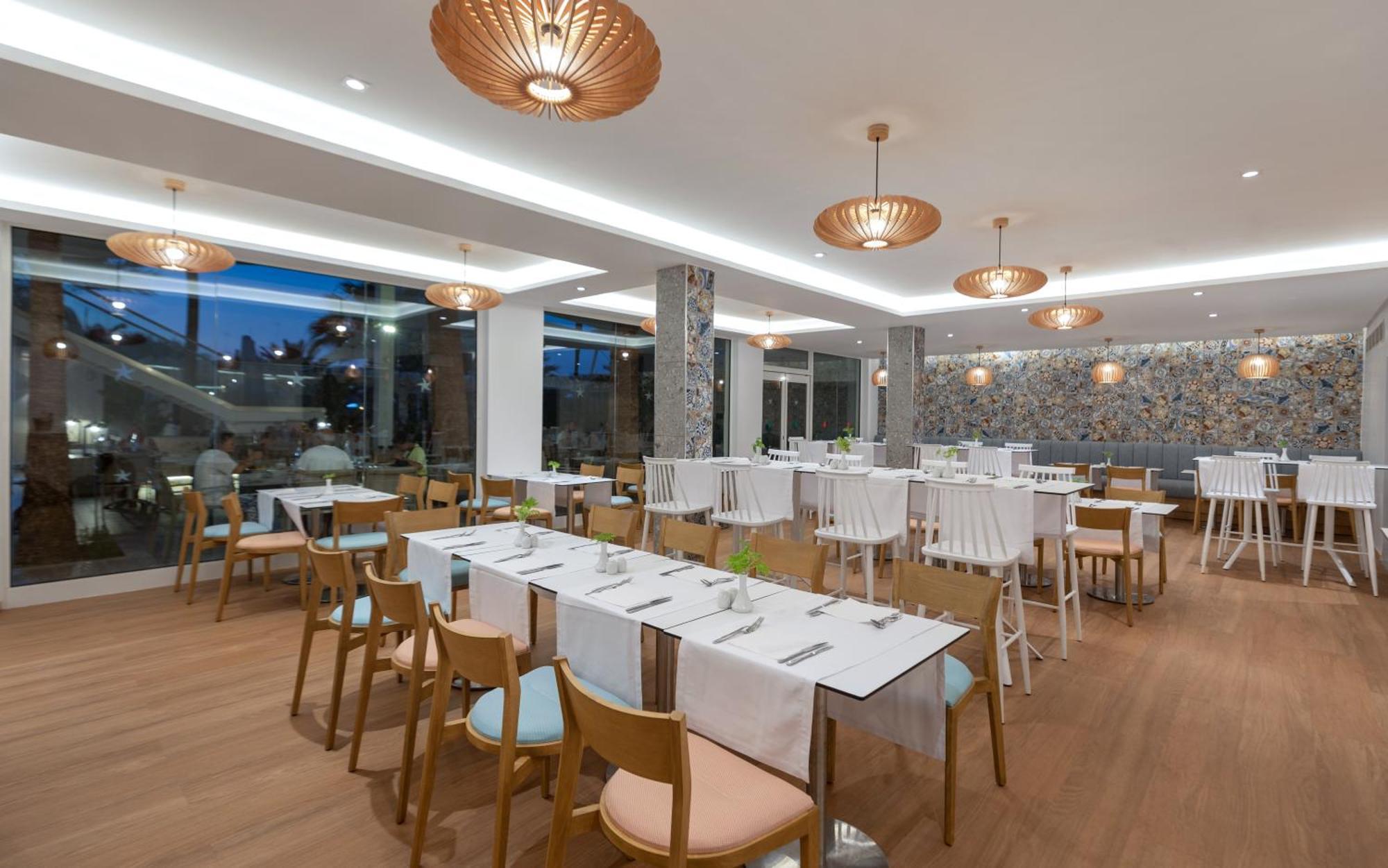 Iberostar Waves Averroes Hammamet Esterno foto