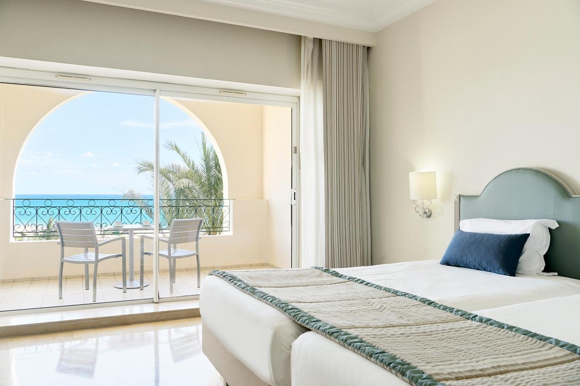 Iberostar Waves Averroes Hammamet Esterno foto